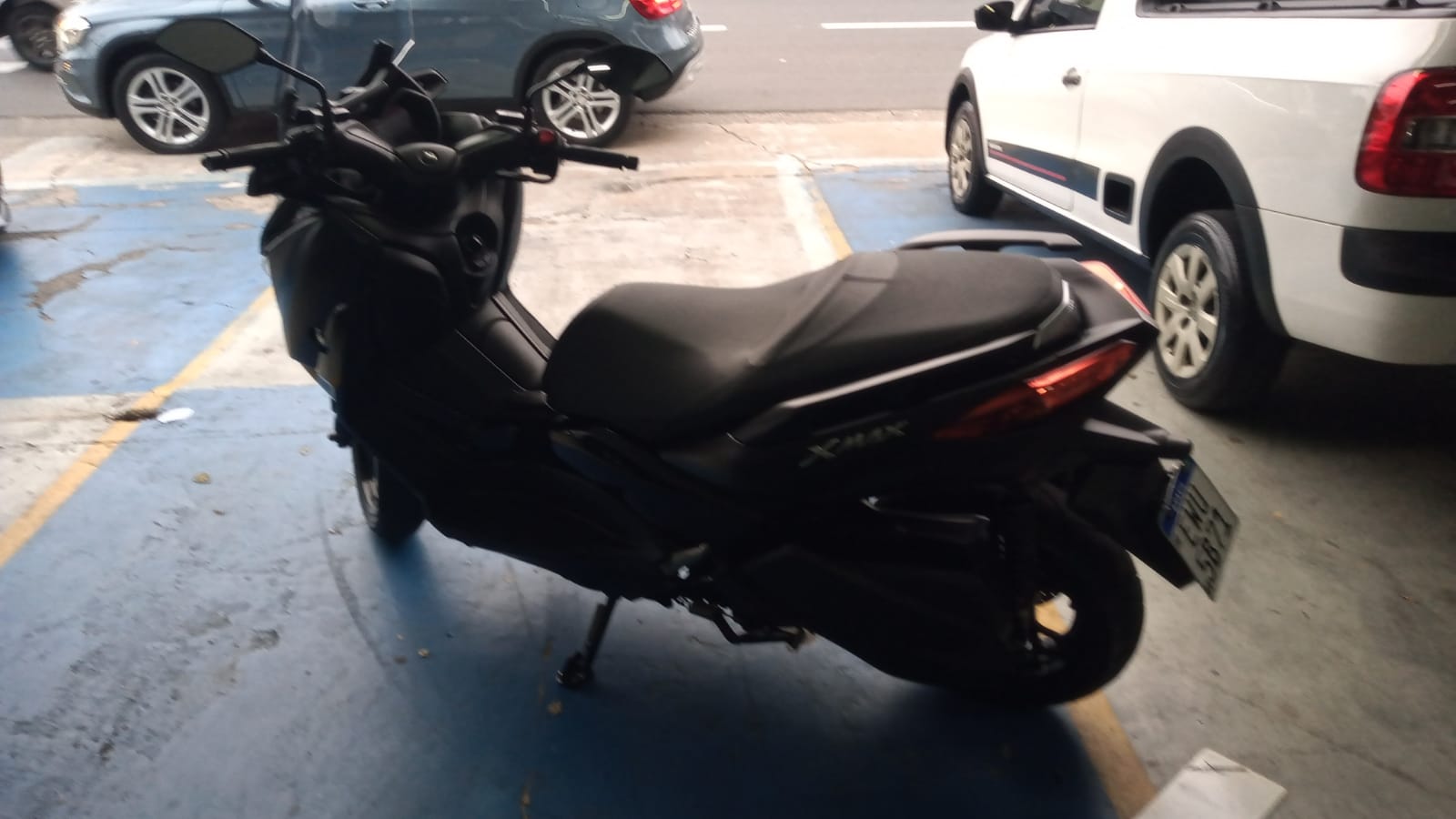 DM Multimarcas YAMAHA X MAX 250 ABS 2022