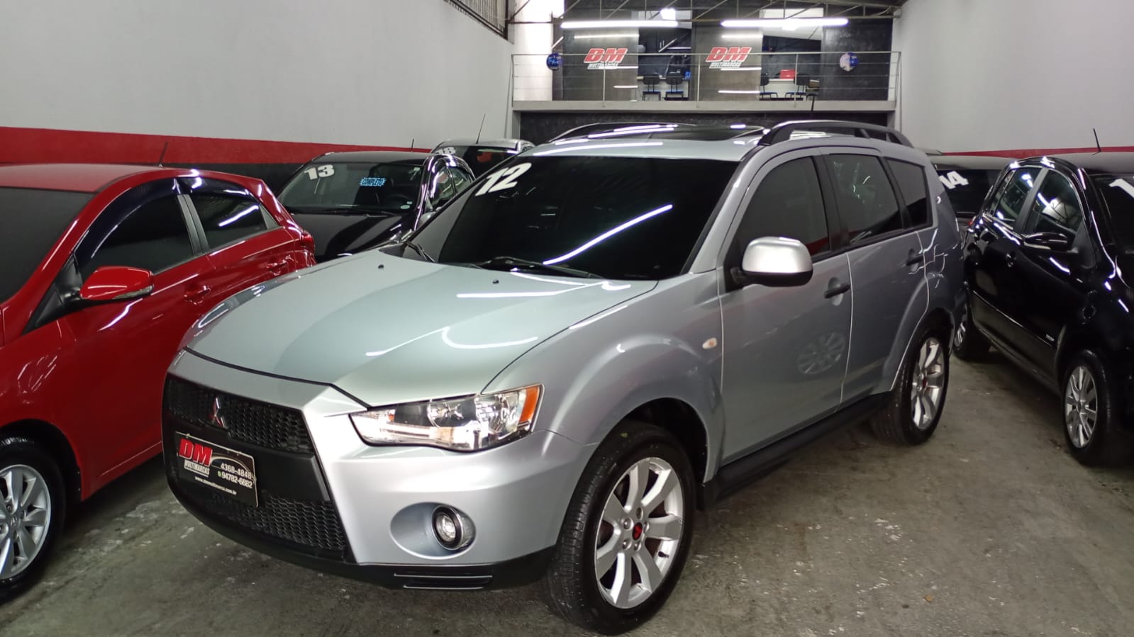 DM Multimarcas MITSUBISHI OUTLANDER 2.0 2012