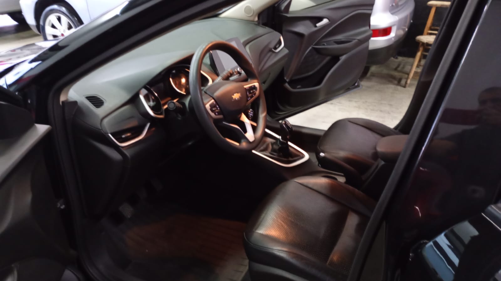 DM Multimarcas CHEVROLET ONIX LTZ 1.0 TURBO 2020