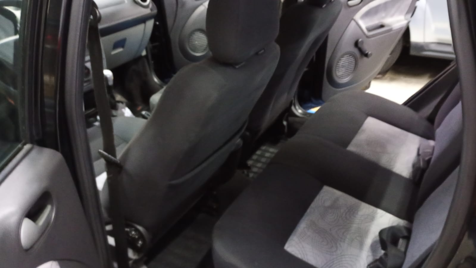 DM Multimarcas FORD FIESTA SEDAN 1.6 FLEX 2009