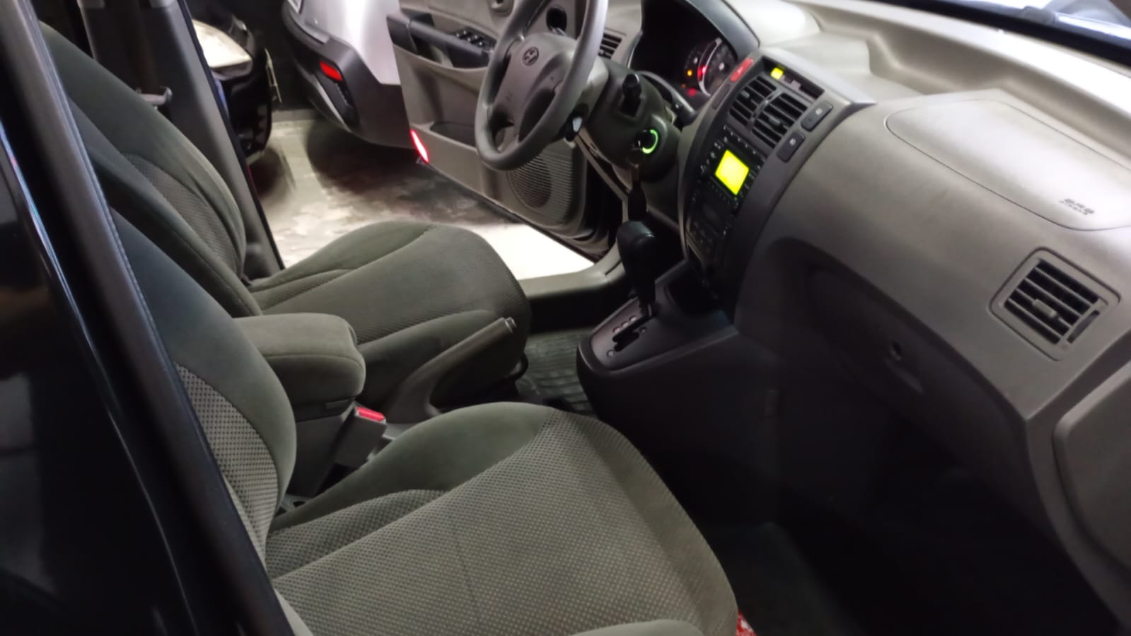 DM Multimarcas HYUNDAI TUCSON GLS 2.0 AUT 2013