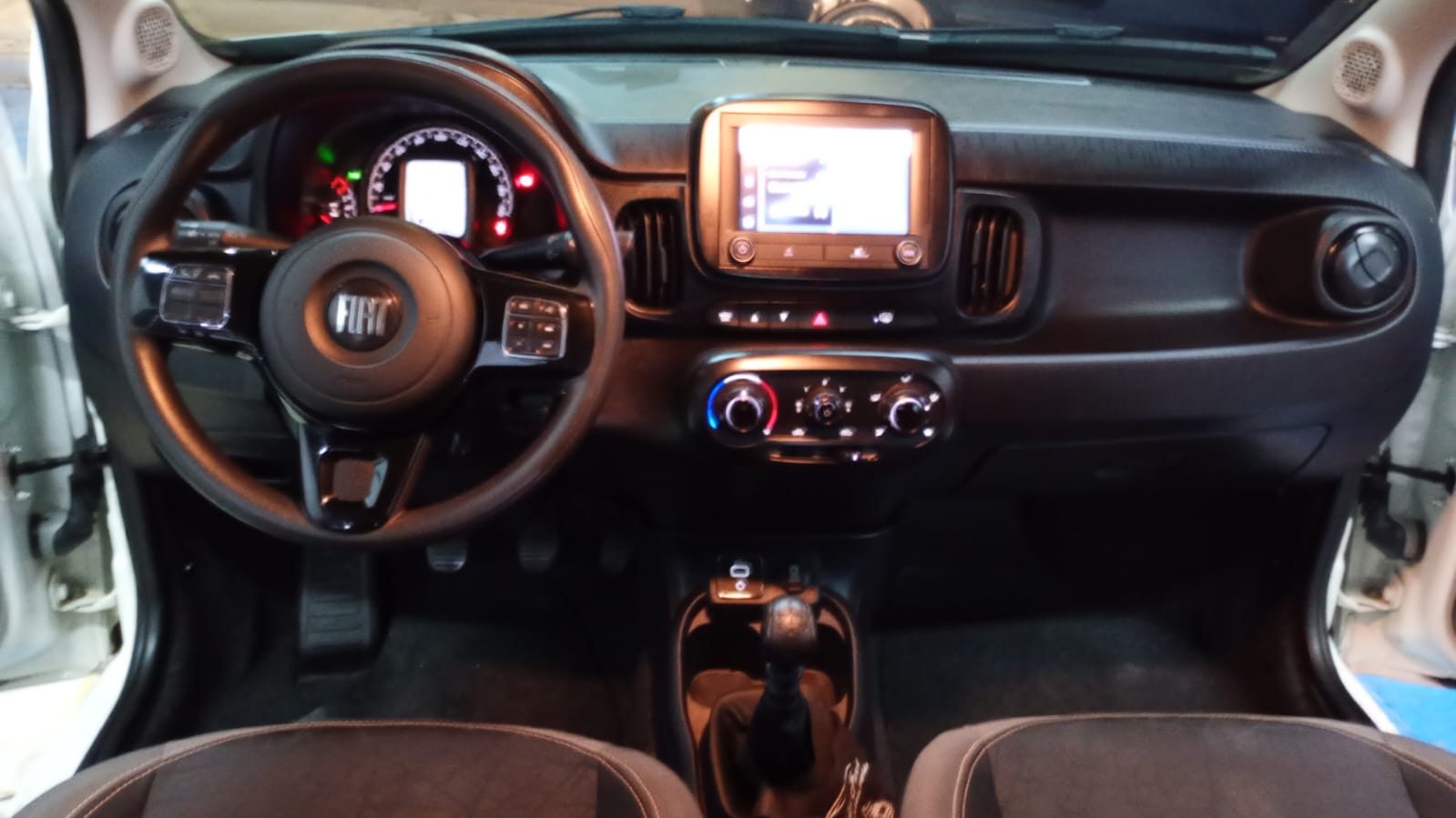 DM Multimarcas FIAT MOBI TREKKING 1.0 FLEX 2024
