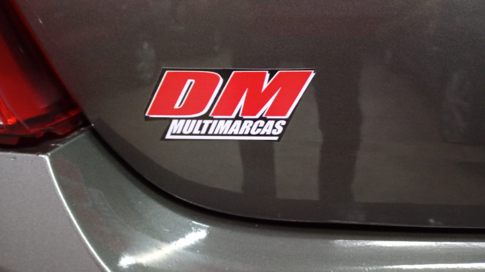 DM Multimarcas CHEVROLET ONIX LT 1.0 2015