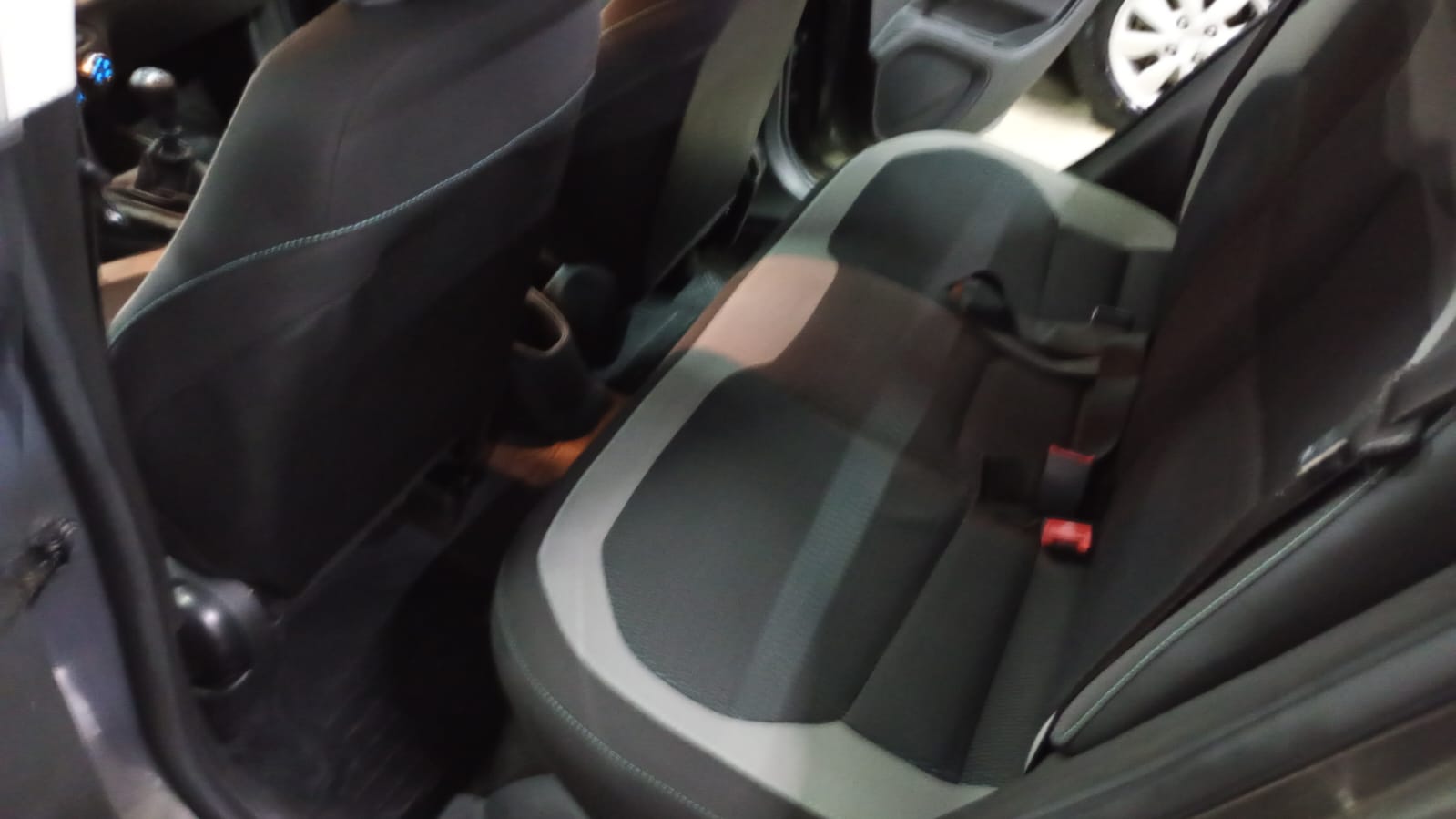 DM Multimarcas CHEVROLET ONIX LT 1.0 2015