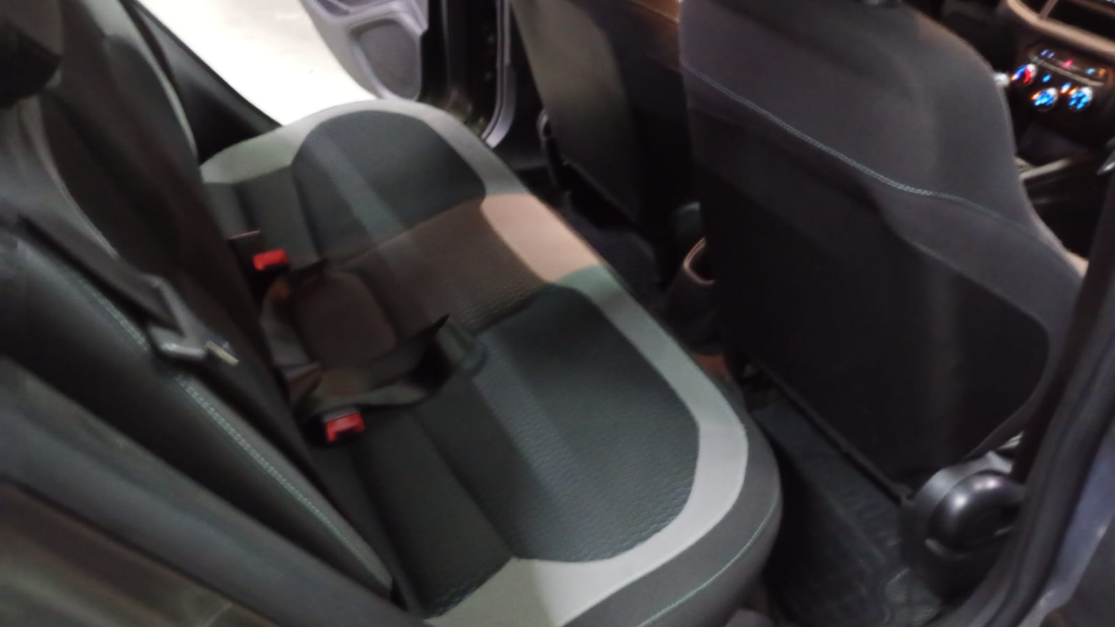 DM Multimarcas CHEVROLET ONIX LT 1.0 2015