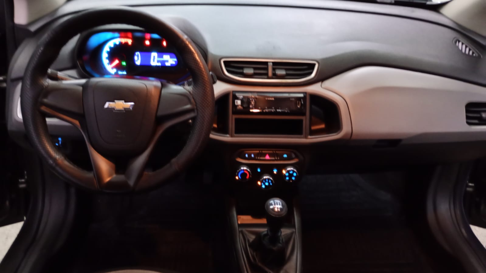 DM Multimarcas CHEVROLET ONIX LT 1.0 2015