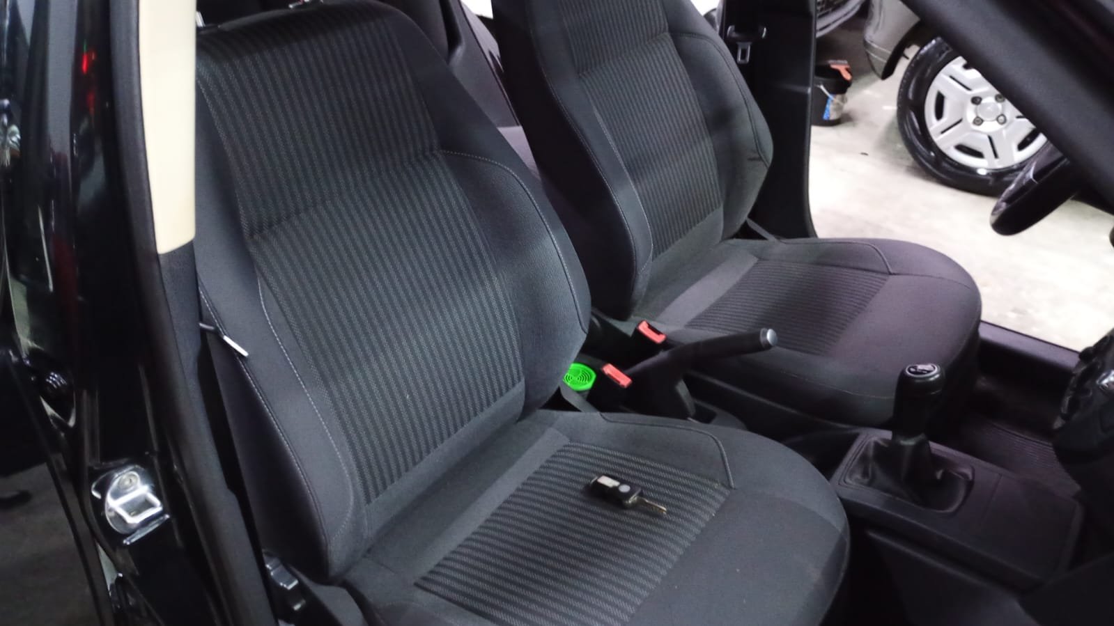 DM Multimarcas VOLKSWAGEN POLO 1.6 BLUEMOTION 2014