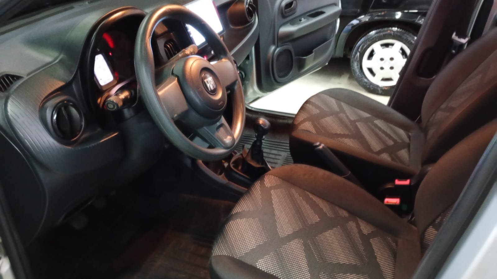 DM Multimarcas FIAT MOBI 1.0 EVO LIKE 2023