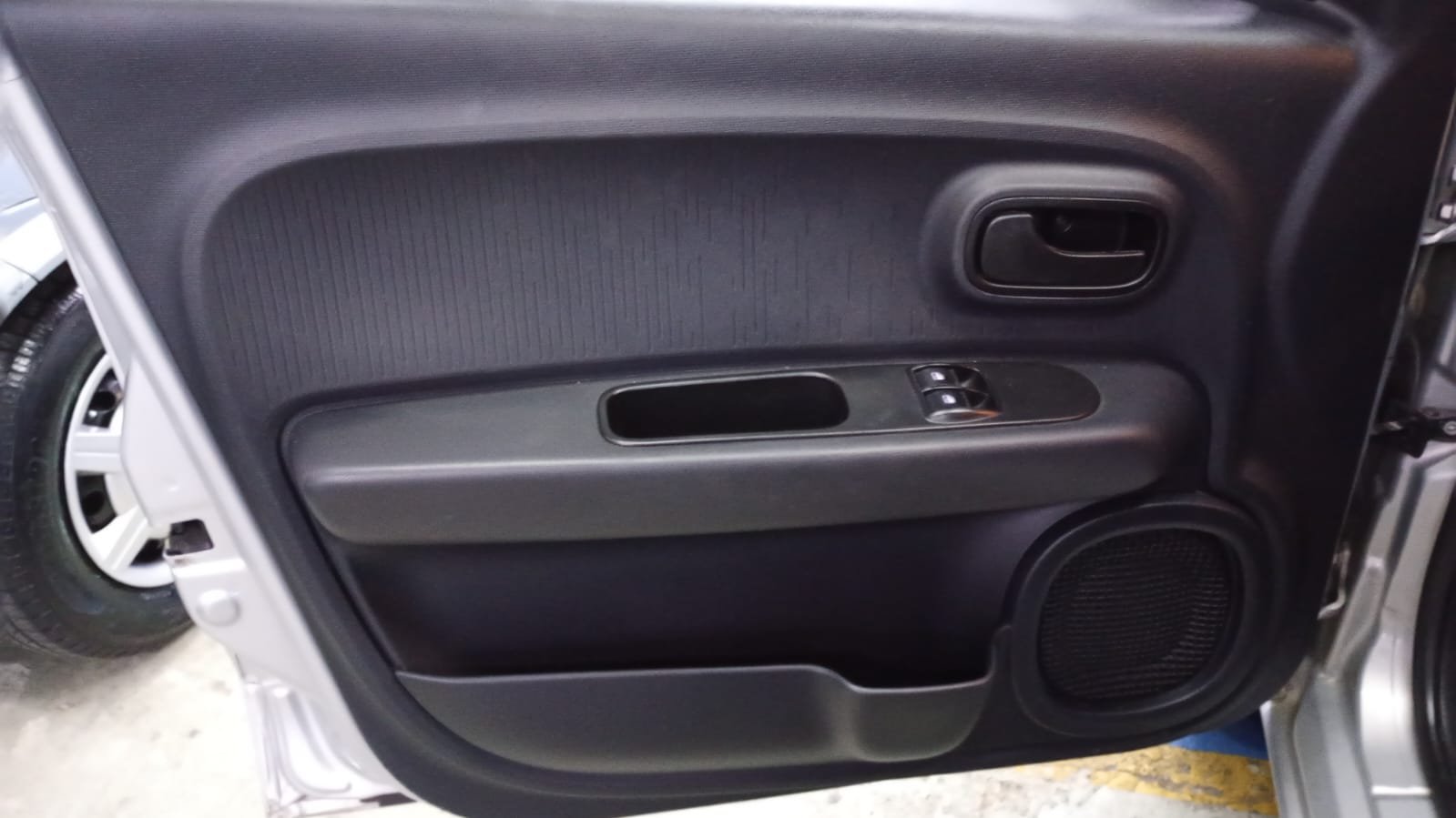 DM Multimarcas FIAT MOBI 1.0 EVO LIKE 2023