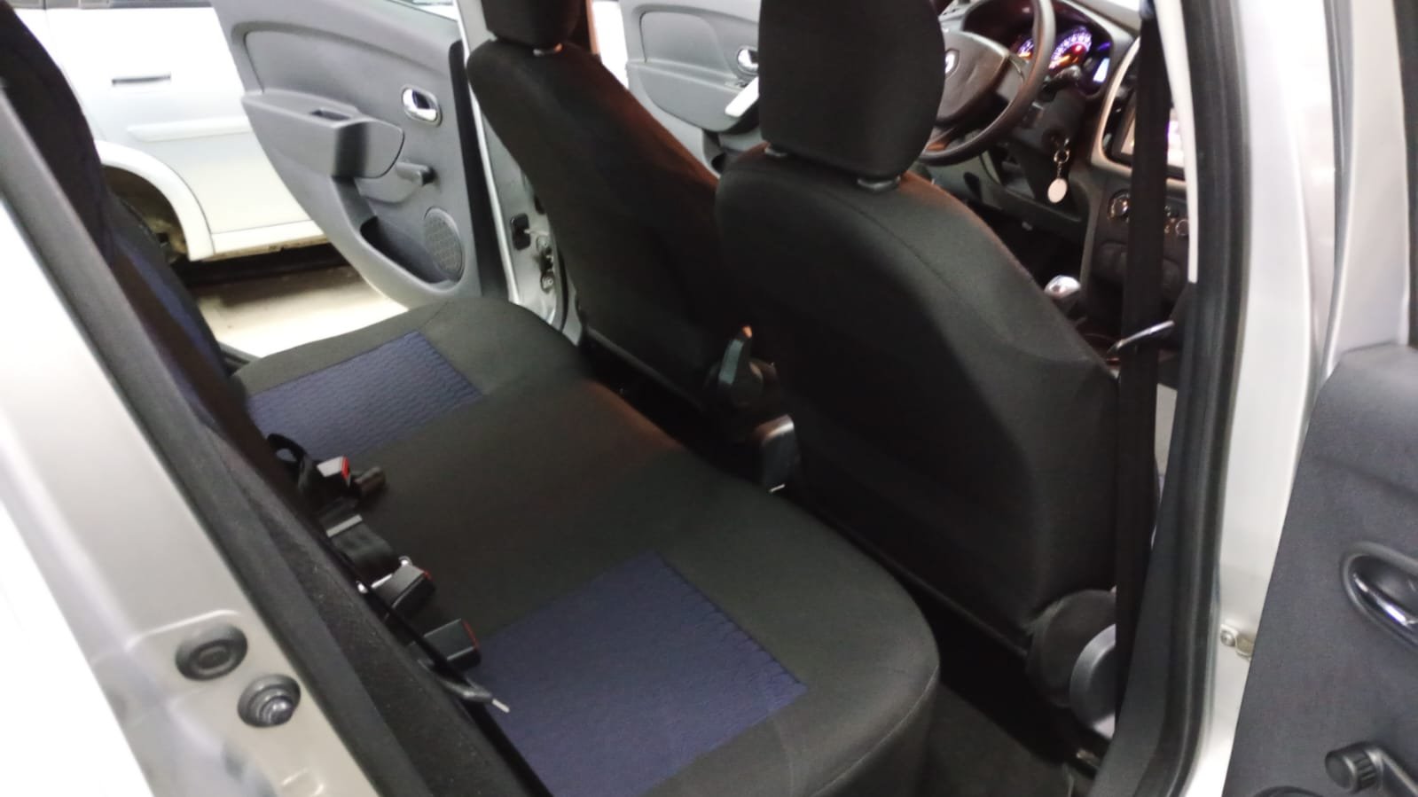 DM Multimarcas RENAULT SANDERO DYNAMIQUE SCE EASY-R 2017