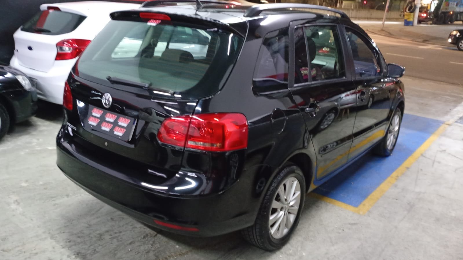 DM Multimarcas VOLKSWAGEN SPACEFOX 1.6 SPORT FLEX 2011