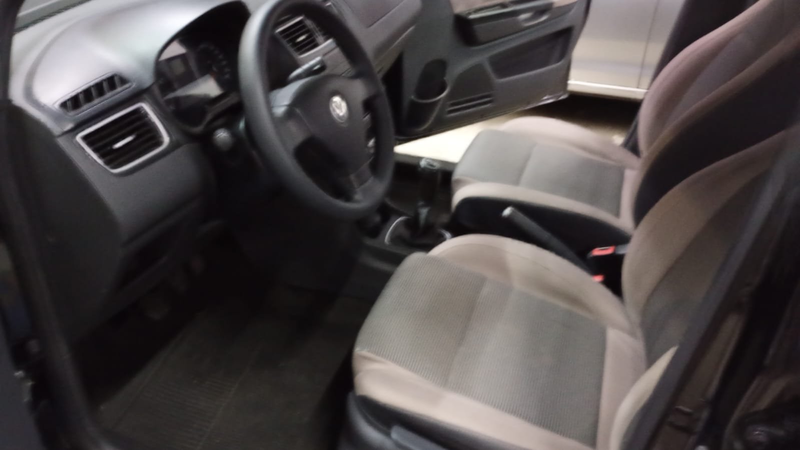 DM Multimarcas VOLKSWAGEN SPACEFOX 1.6 SPORT FLEX 2011