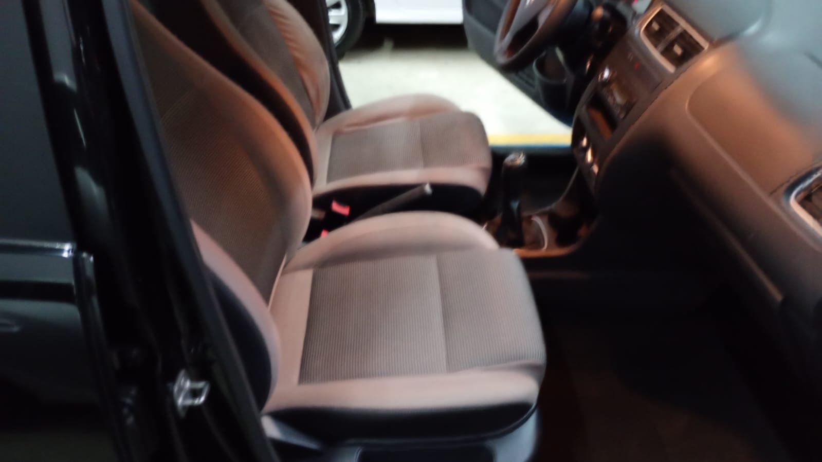 DM Multimarcas VOLKSWAGEN SPACEFOX 1.6 SPORT FLEX 2011