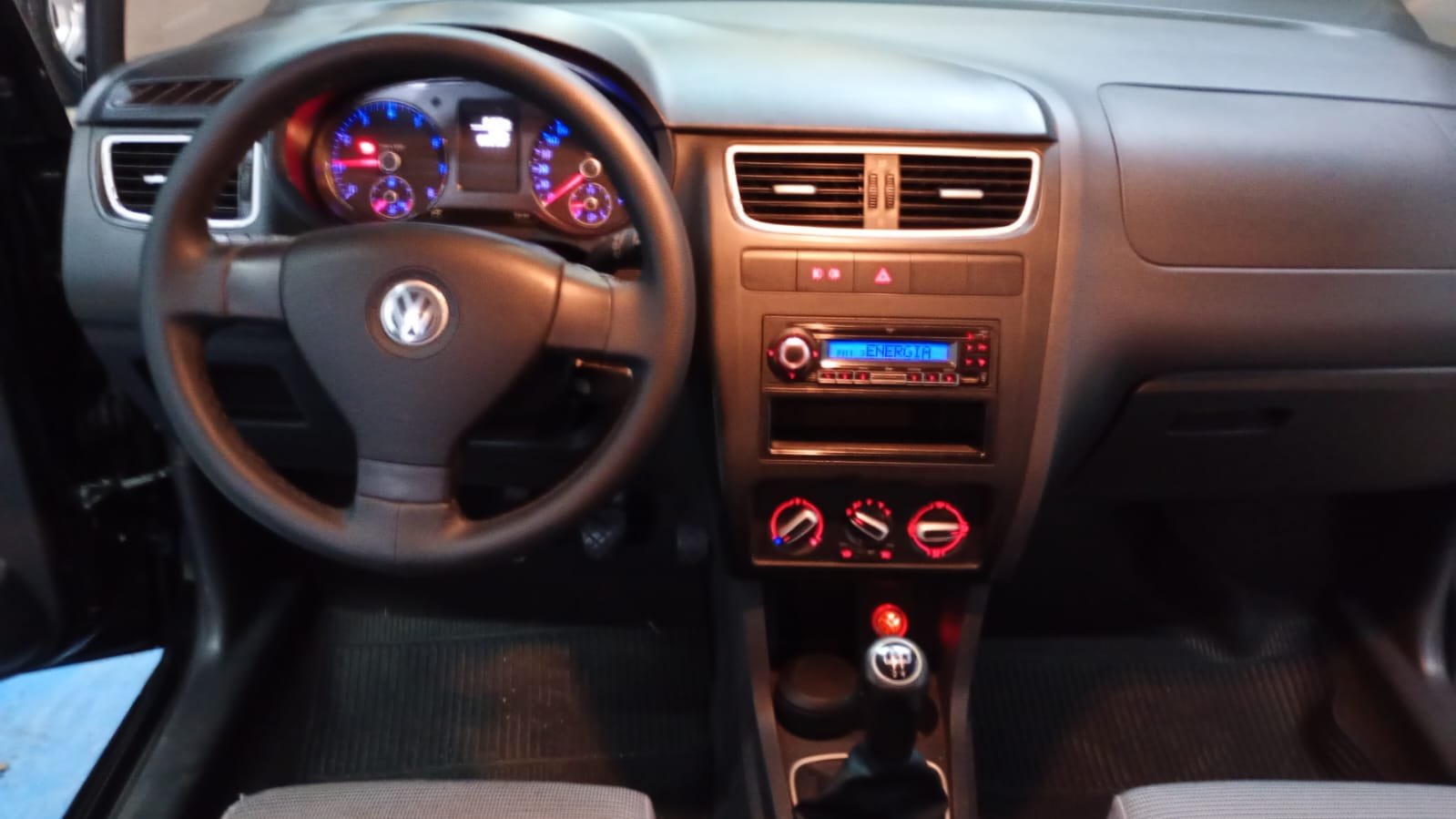 DM Multimarcas VOLKSWAGEN SPACEFOX 1.6 SPORT FLEX 2011