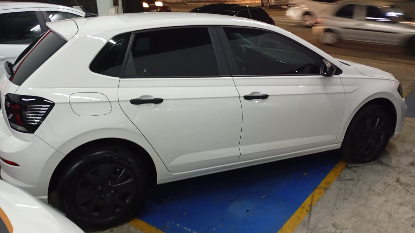 DM Multimarcas VOLKSWAGEN POLO 1.0 TDI TRACK  FLEX 2025