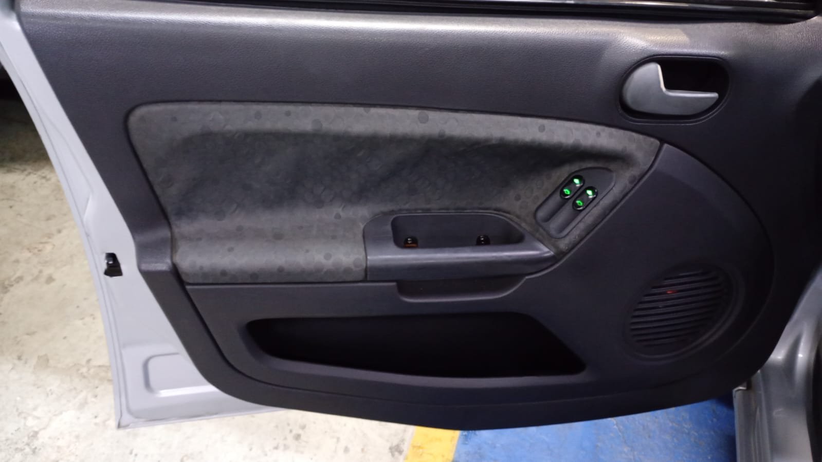 DM Multimarcas FORD FIESTA 1.6 FLEX CLASS 2012